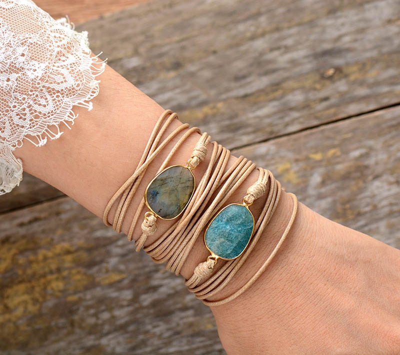 Bracelet Bohème en cuir et médaillon d'Amazonite